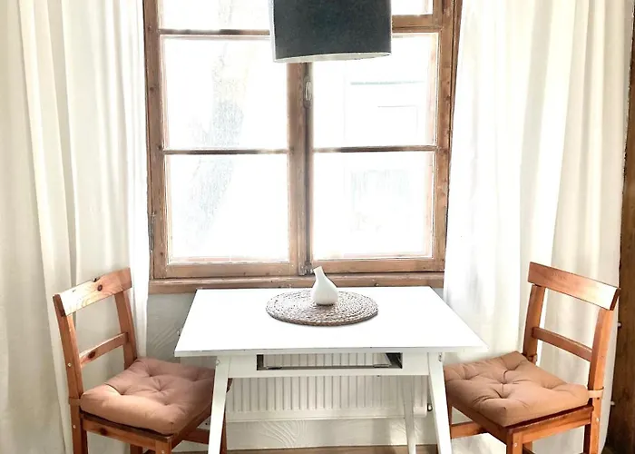 Lovely 1-bedroom In The Heart Of *