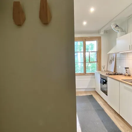 Lovely 1-bedroom In The Heart Of Lejlighed